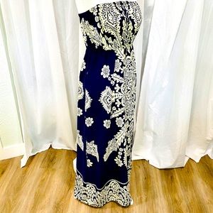 Sleeveless maxi dress